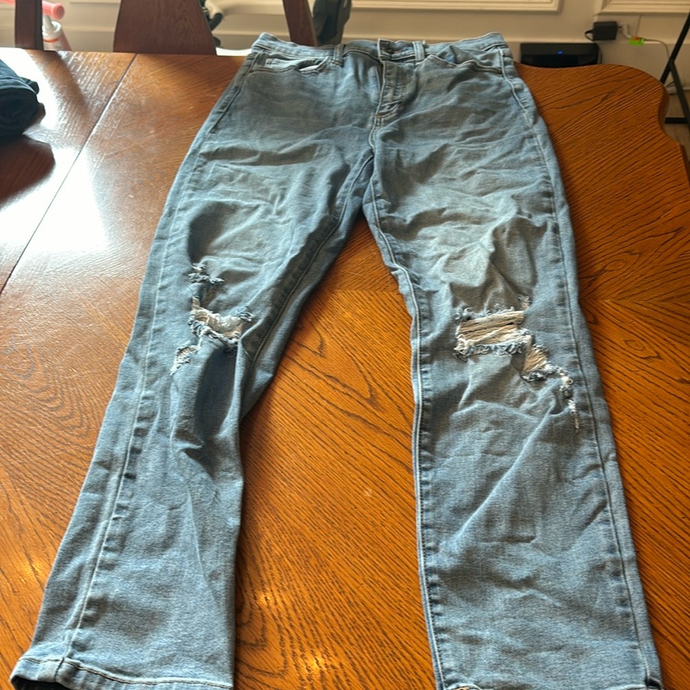 Sneakpeek jeans